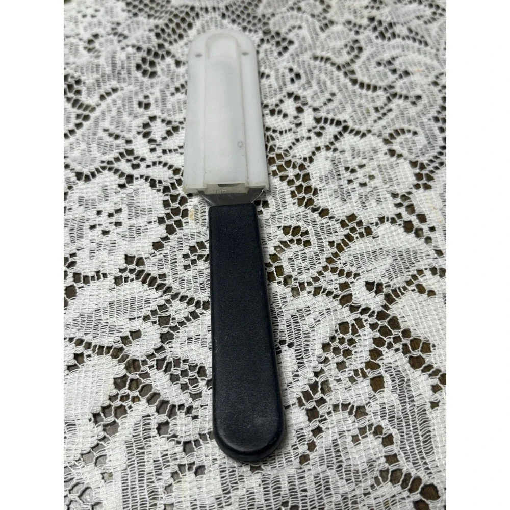 Pampered Chef - Cheese Knife Slicer/Spreader Stainless W/Protective Cover #1125